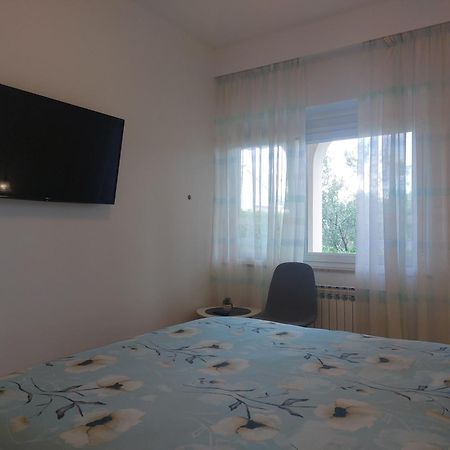 Apartmani Paradiso クルク エクステリア 写真