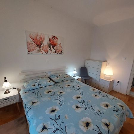 Apartmani Paradiso クルク エクステリア 写真