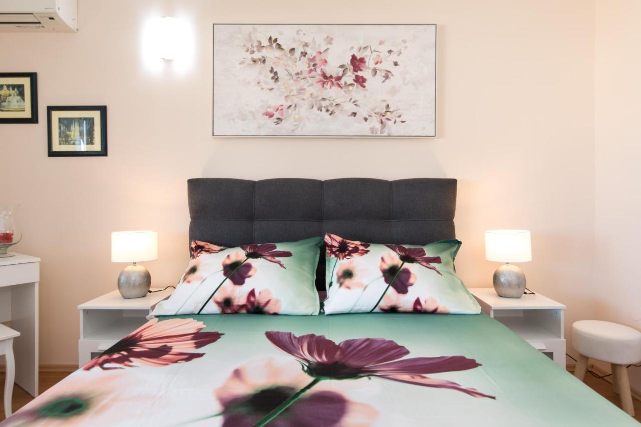 Apartmani Paradiso クルク エクステリア 写真