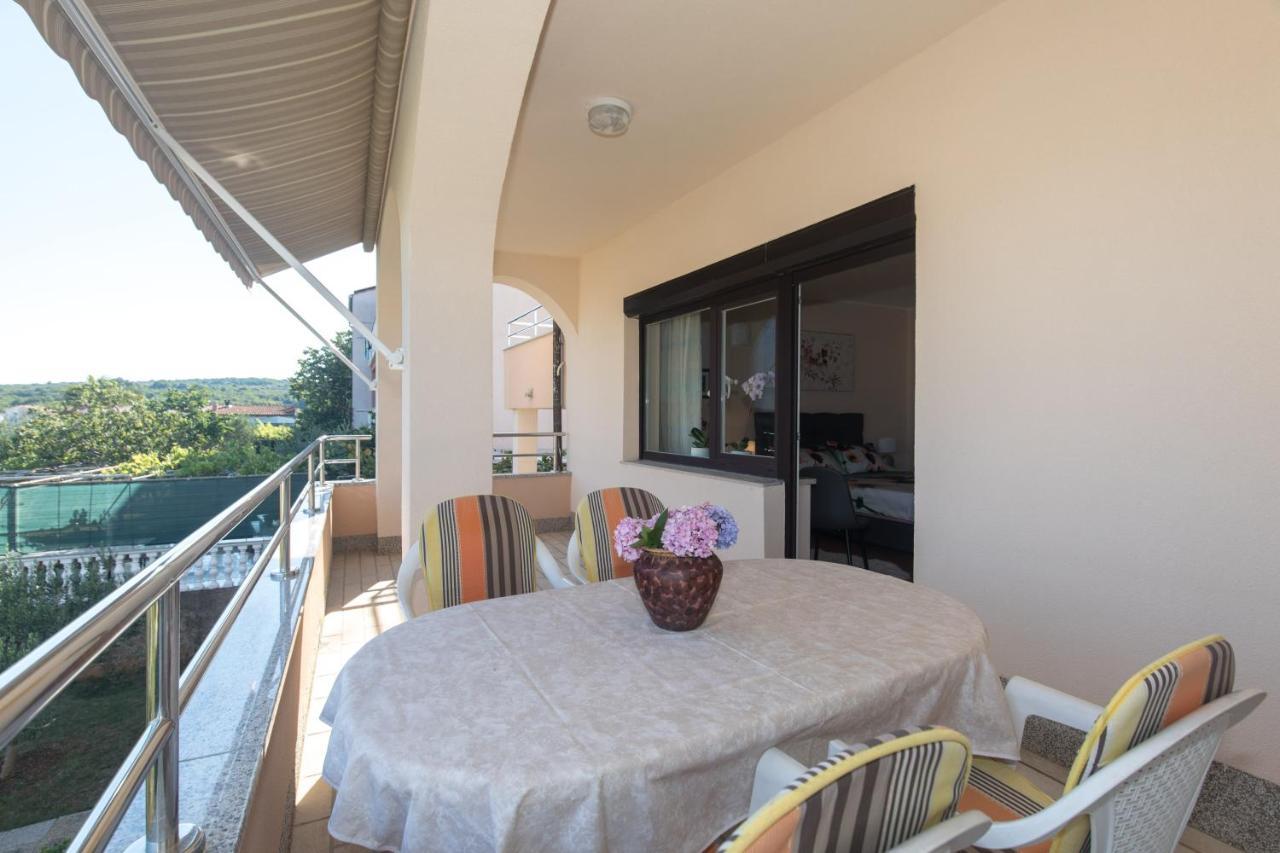 Apartmani Paradiso クルク エクステリア 写真