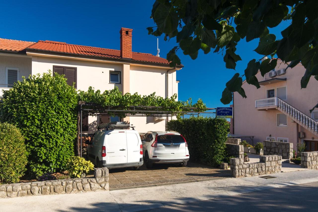 Apartmani Paradiso クルク エクステリア 写真