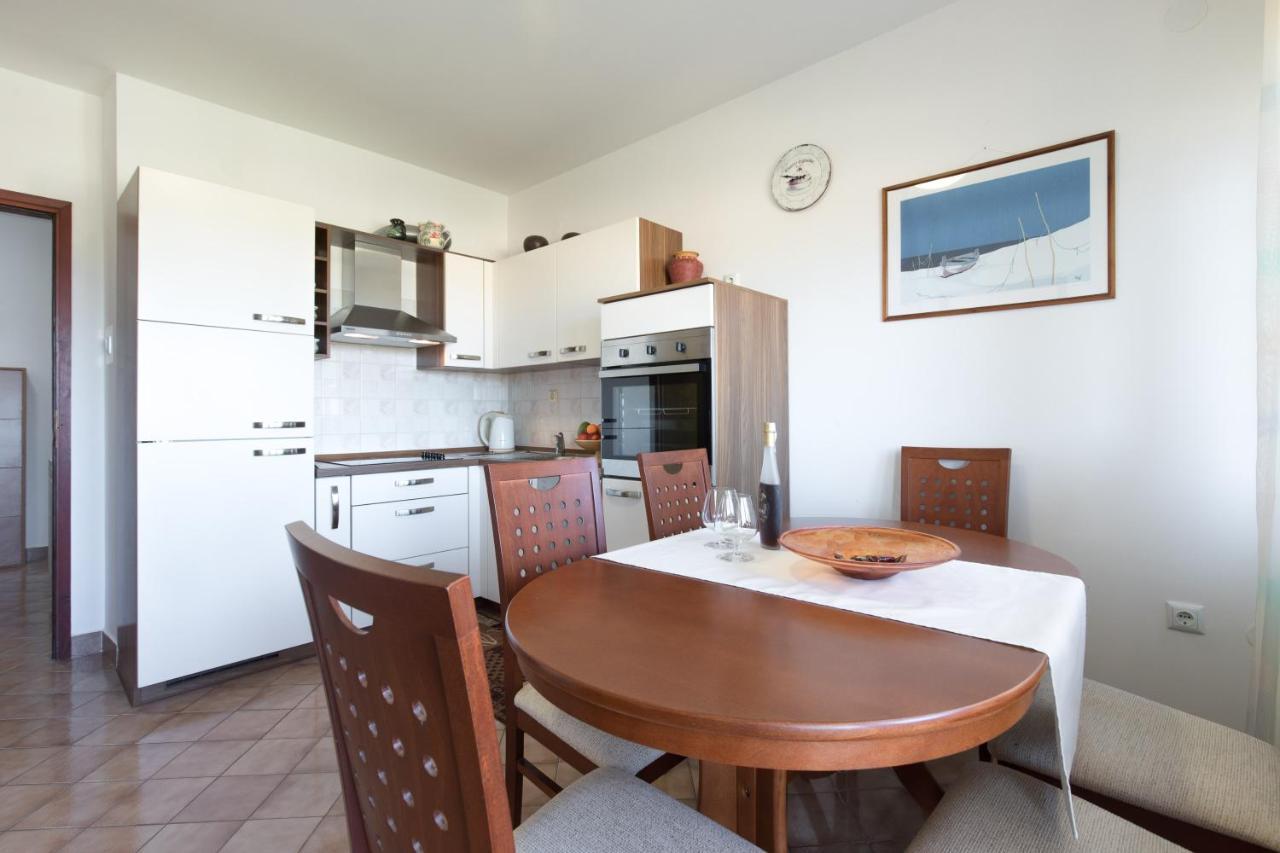 Apartmani Paradiso クルク エクステリア 写真