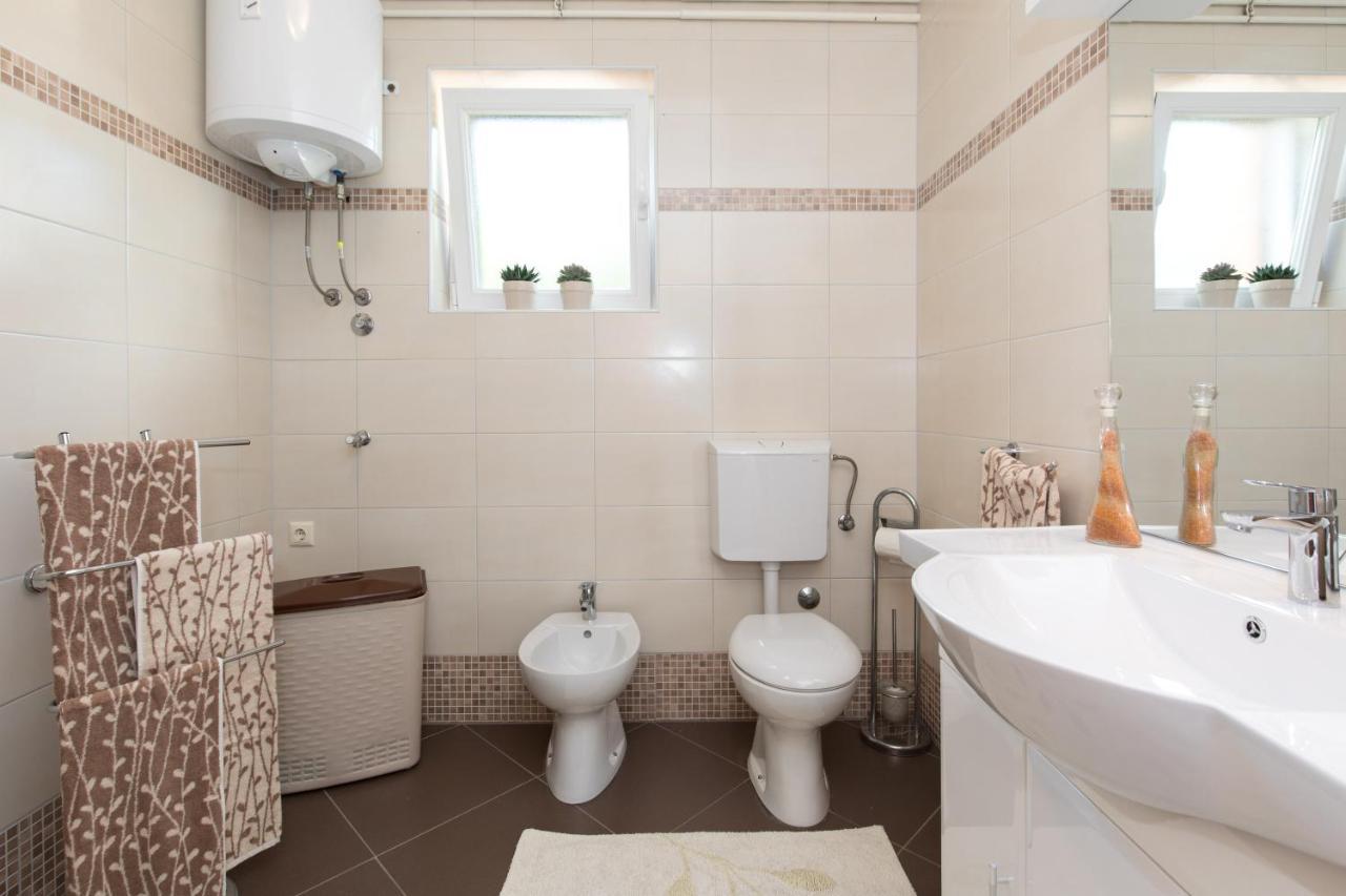 Apartmani Paradiso クルク エクステリア 写真