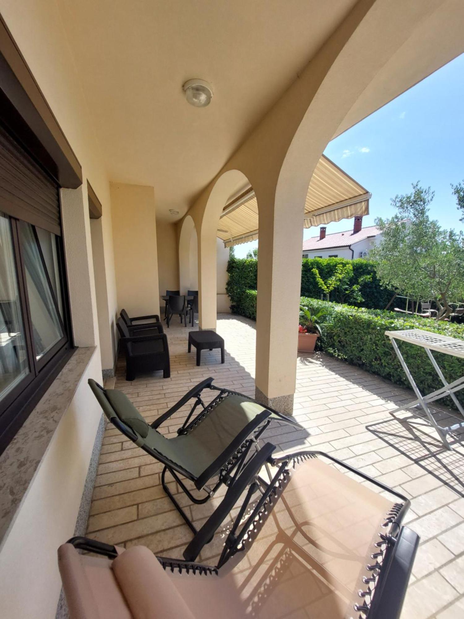 Apartmani Paradiso クルク エクステリア 写真